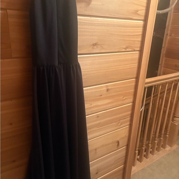 ELEGANT BLACK 2 PIECE FUN FASHION. WITH LONG CAPE AND SPARKLY PANTS - Picture 7 of 12